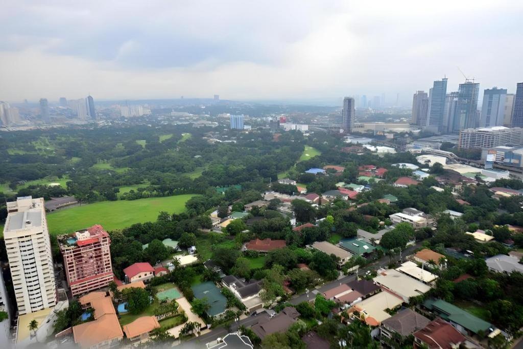 Lancaster Hotel Manila Mandaluyong Exterior foto